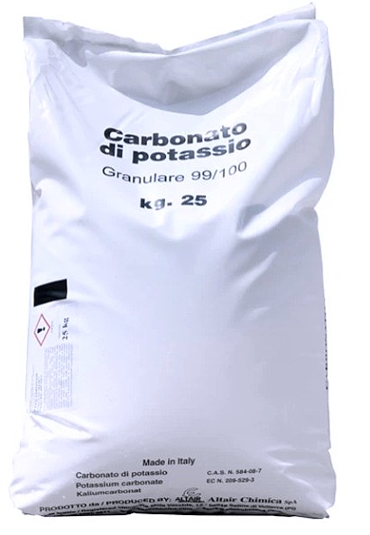 wodoroweglan-potasu-25-kg-na parcha-w-sadzie